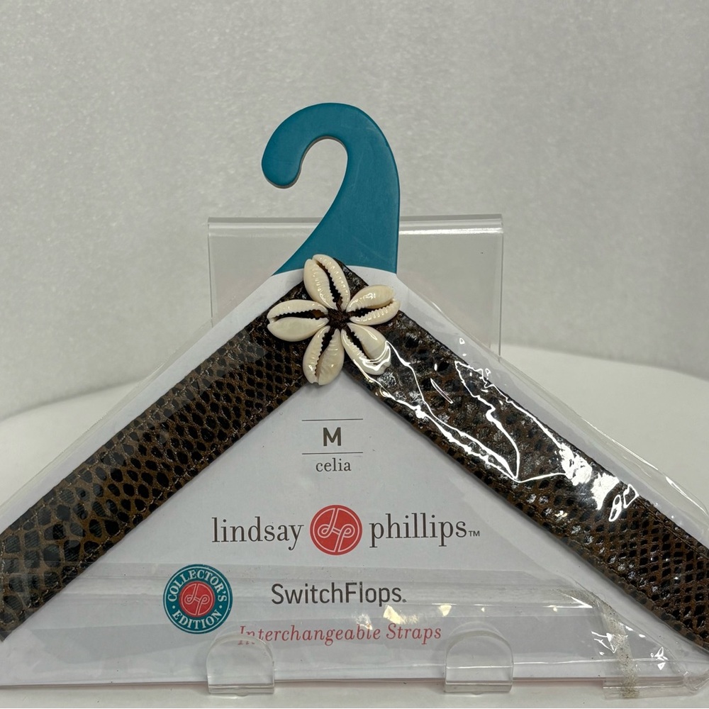 Lindsay Phillips Celia Brown Animal Print with Shells Straps Size M 7/8 New